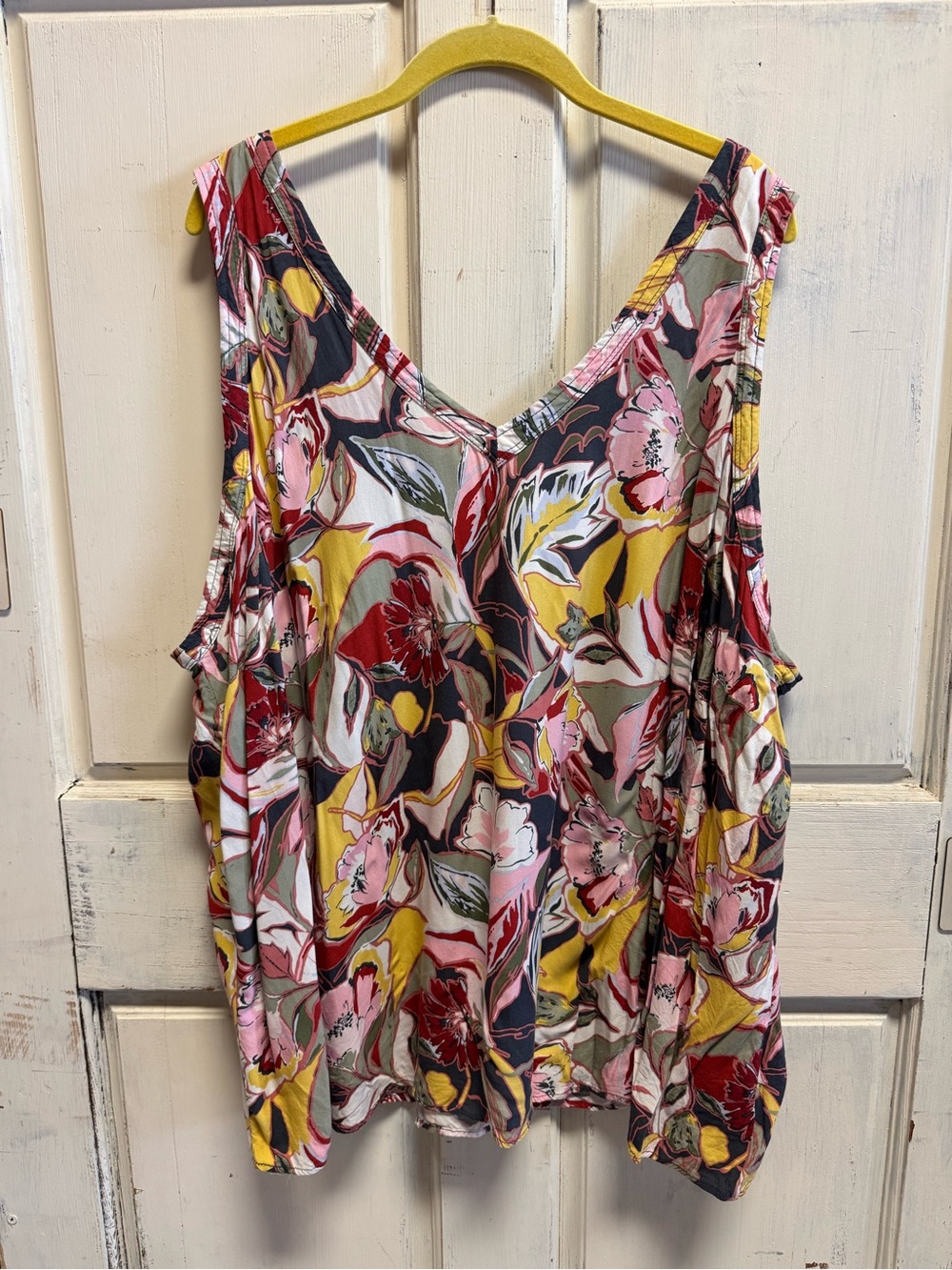 Women’s Torrid Floral Print V-Neck Tank Top